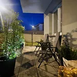 F&r Sea Bliss Apartman
